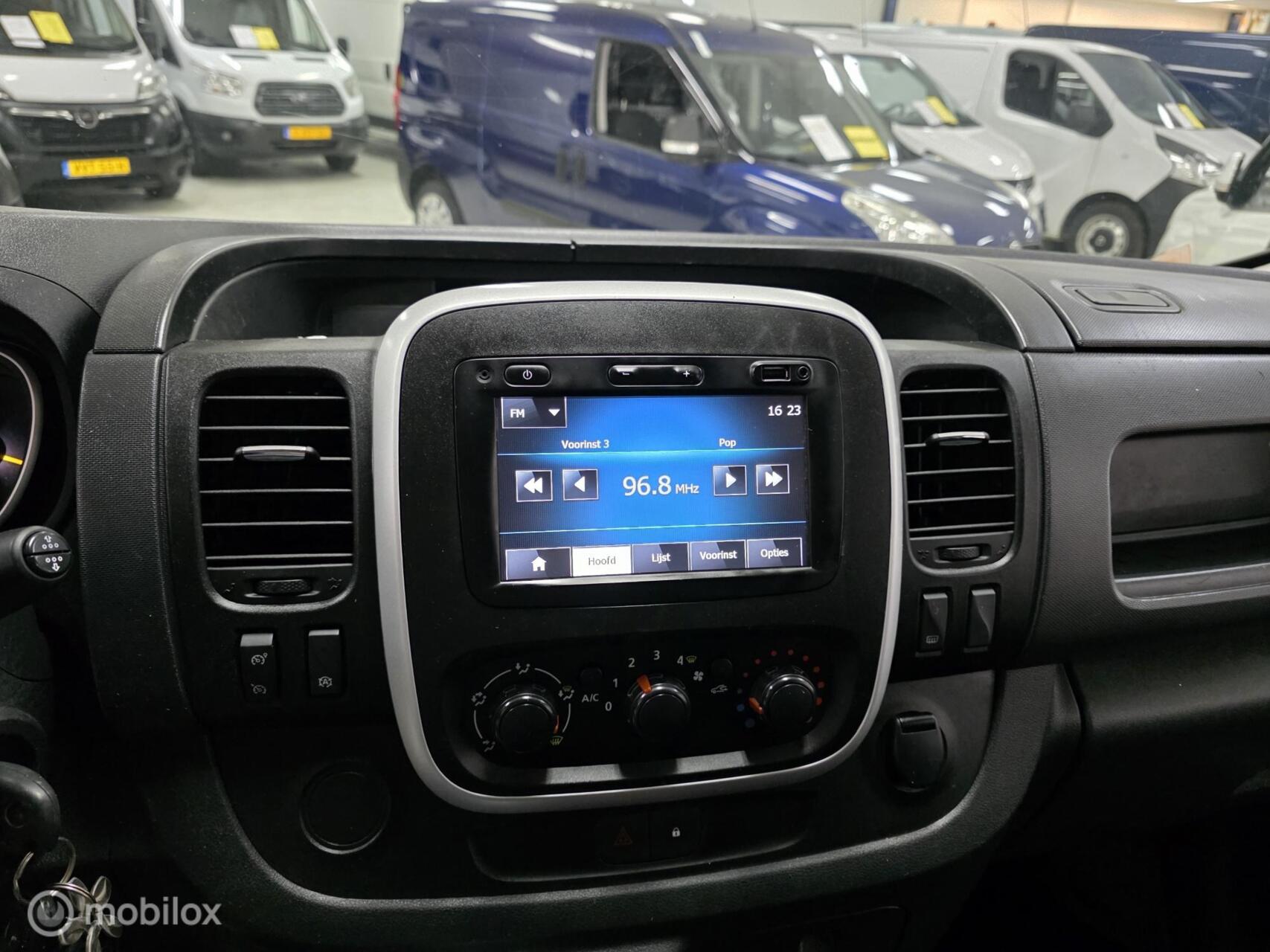 Foto van Opel Vivaro