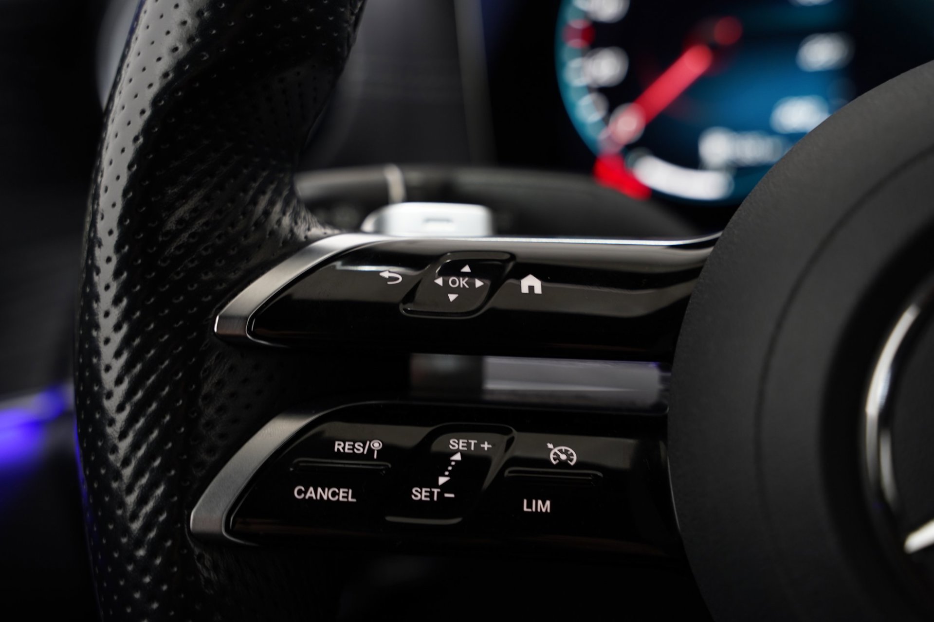 Foto van Mercedes-Benz E 300 E