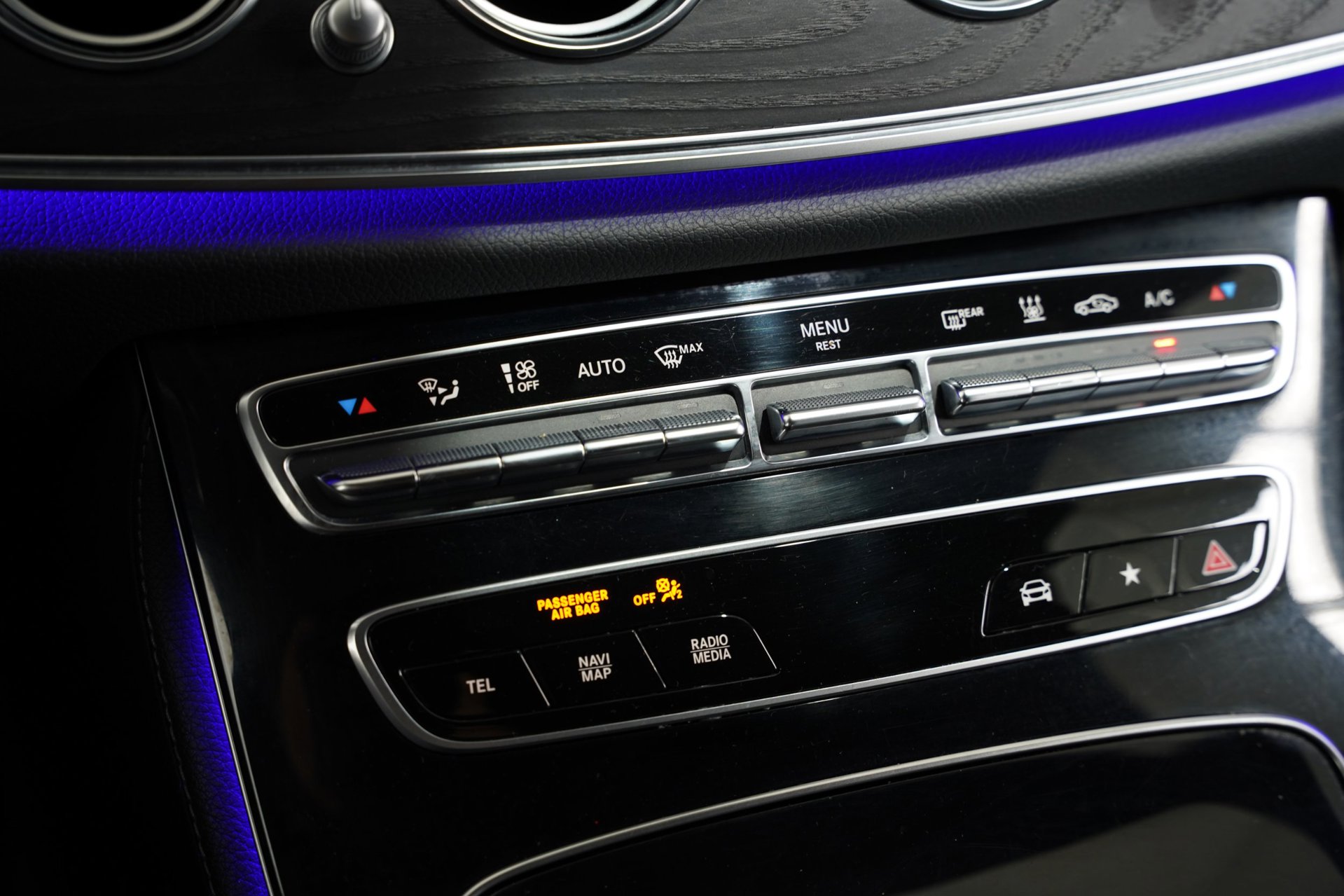 Foto van Mercedes-Benz E 300 E