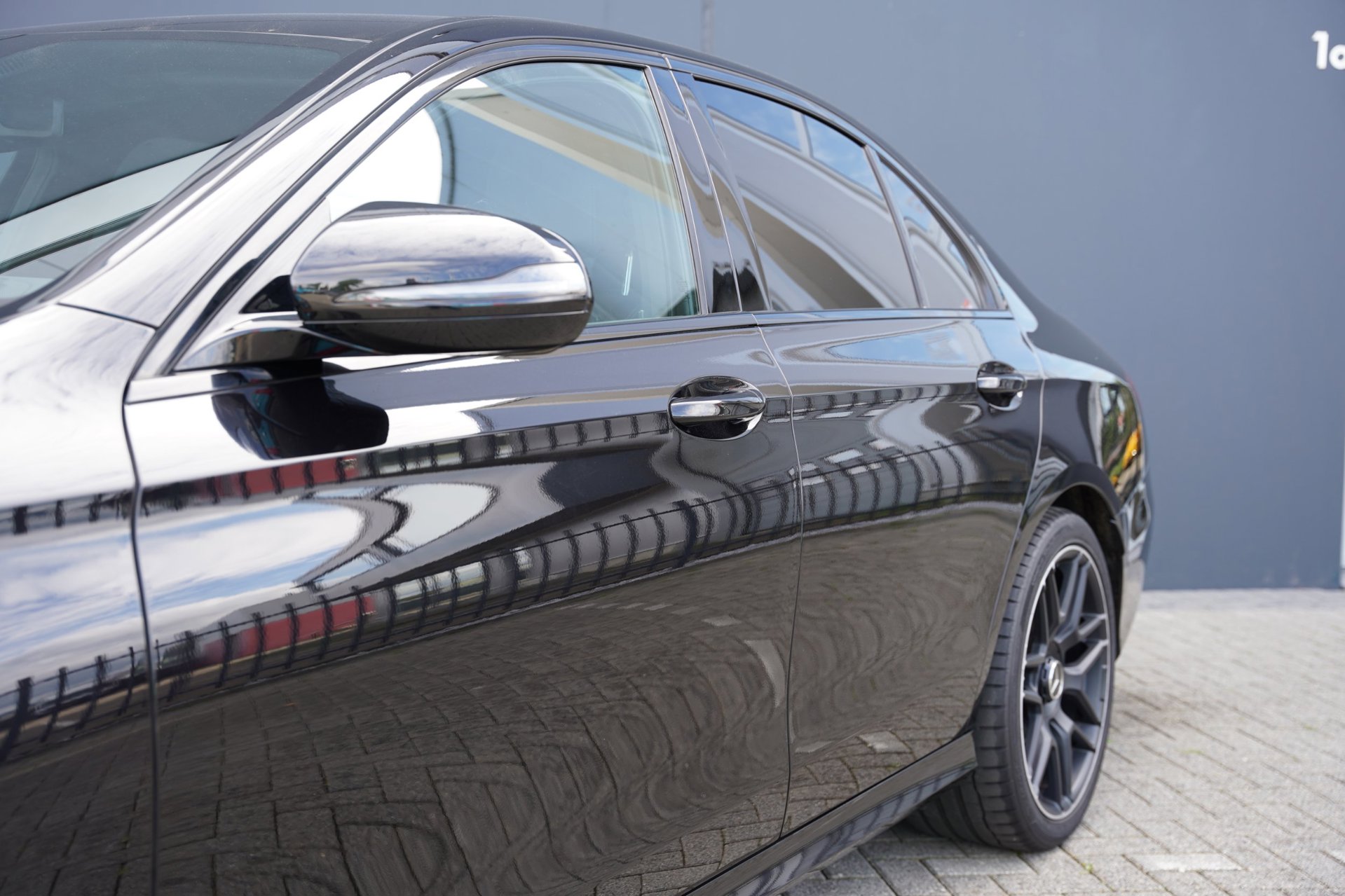 Foto van Mercedes-Benz E 300 E
