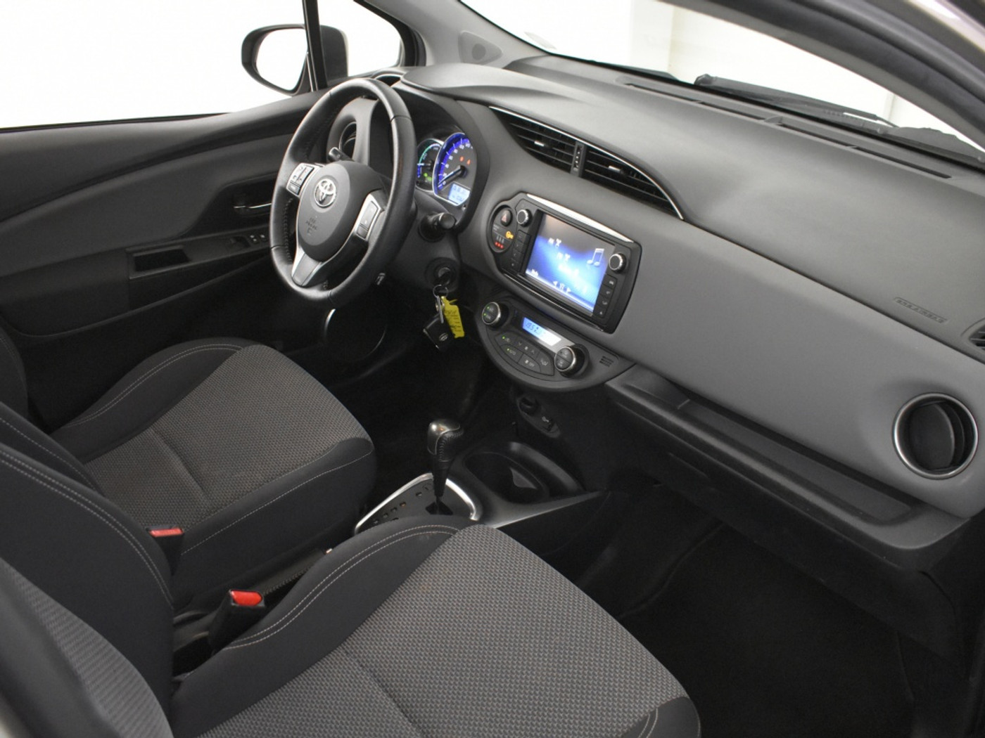 Foto van Toyota Toyota Yaris Hybrid