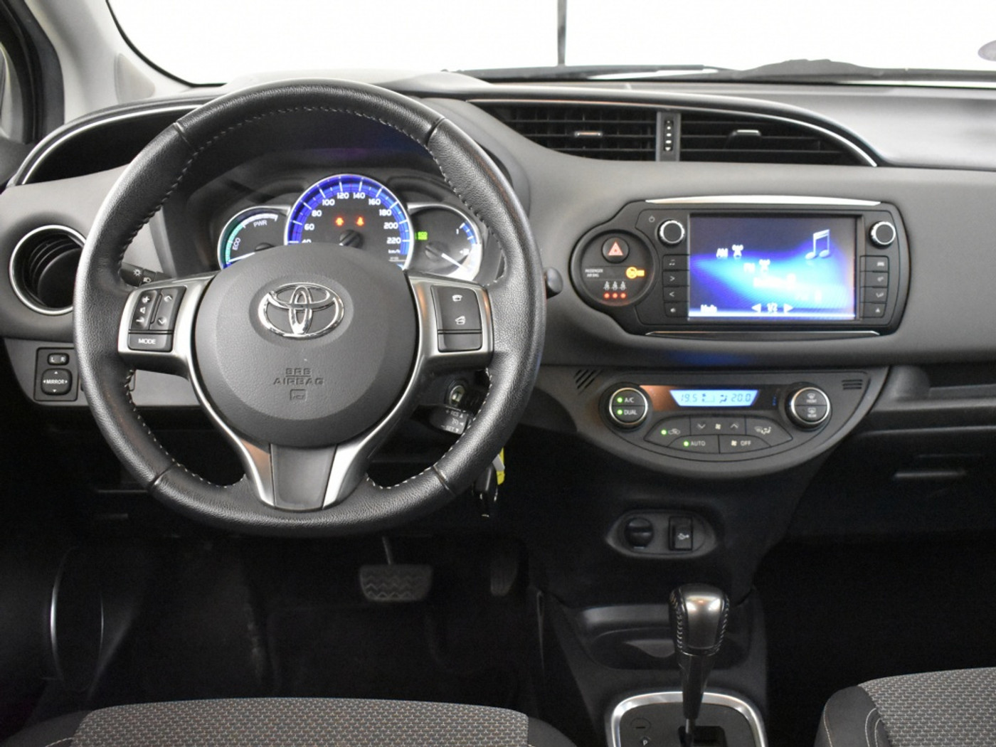 Foto van Toyota Toyota Yaris Hybrid