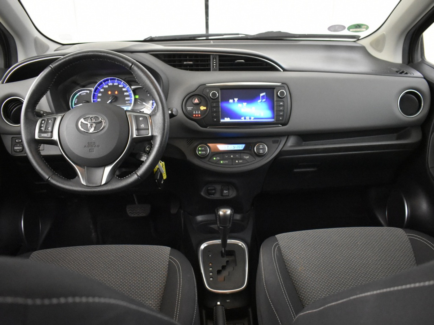 Foto van Toyota Toyota Yaris Hybrid