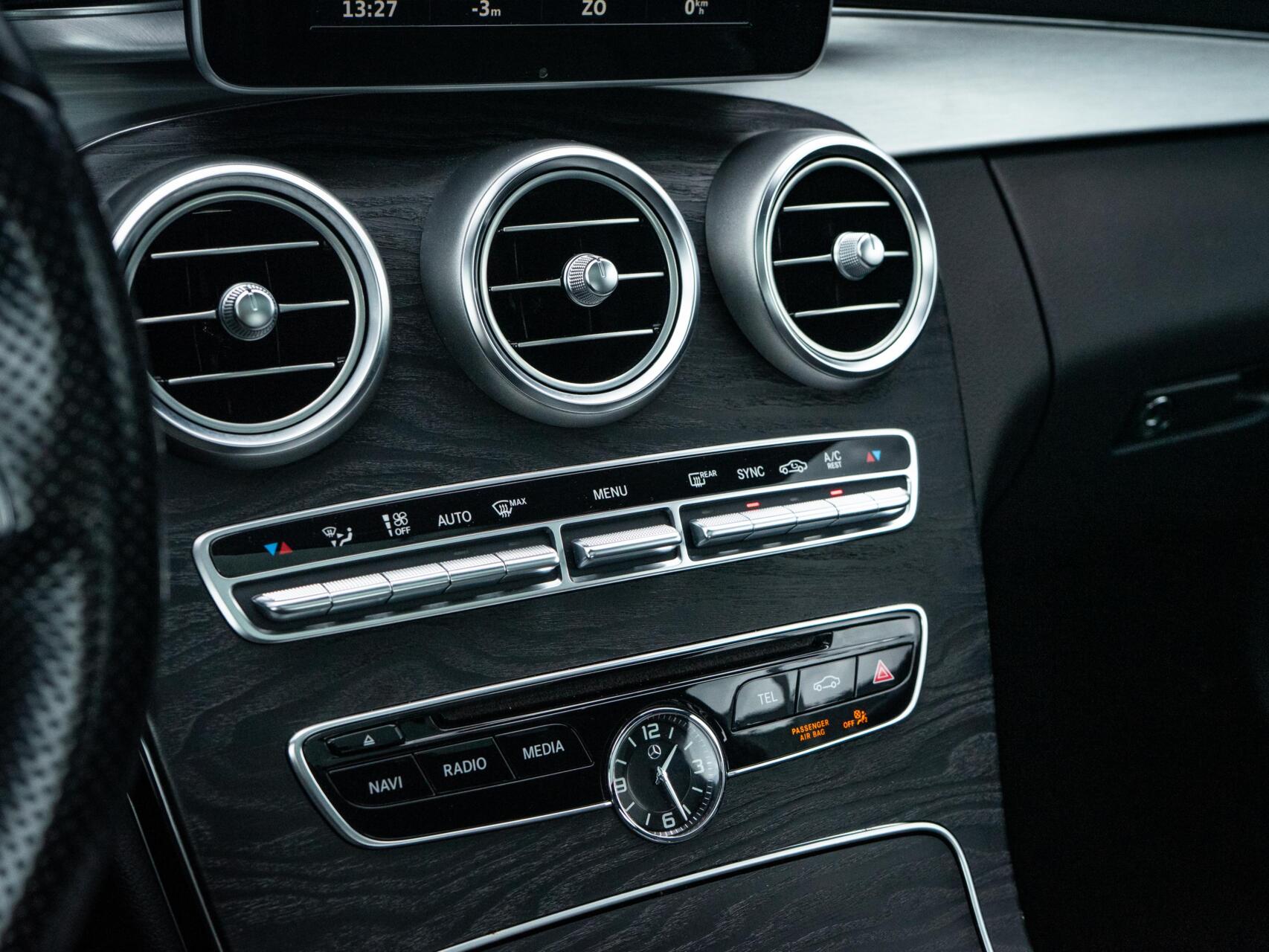 Foto van Mercedes-Benz C 200