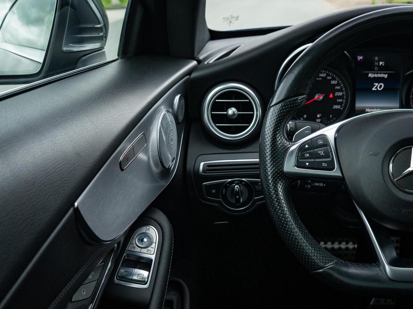Foto van Mercedes-Benz C 200