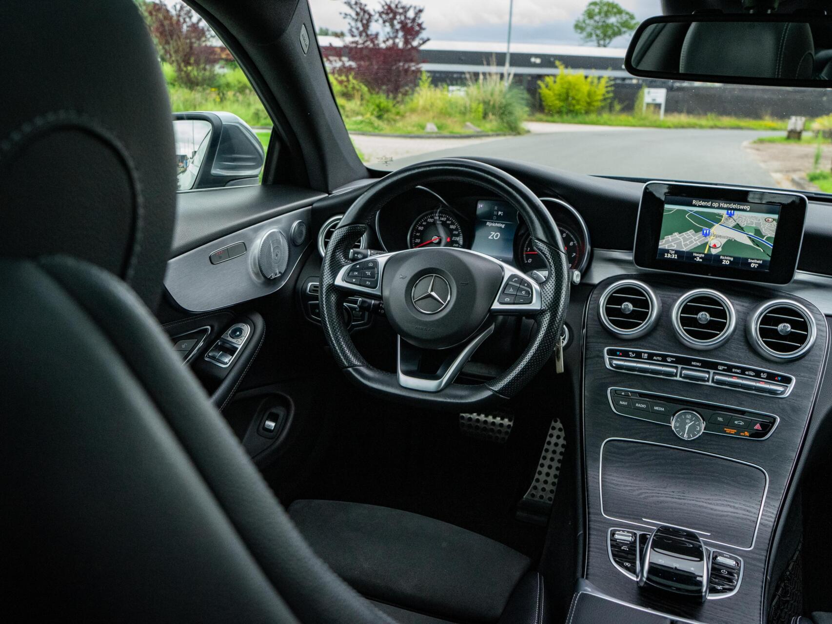 Foto van Mercedes-Benz C 200