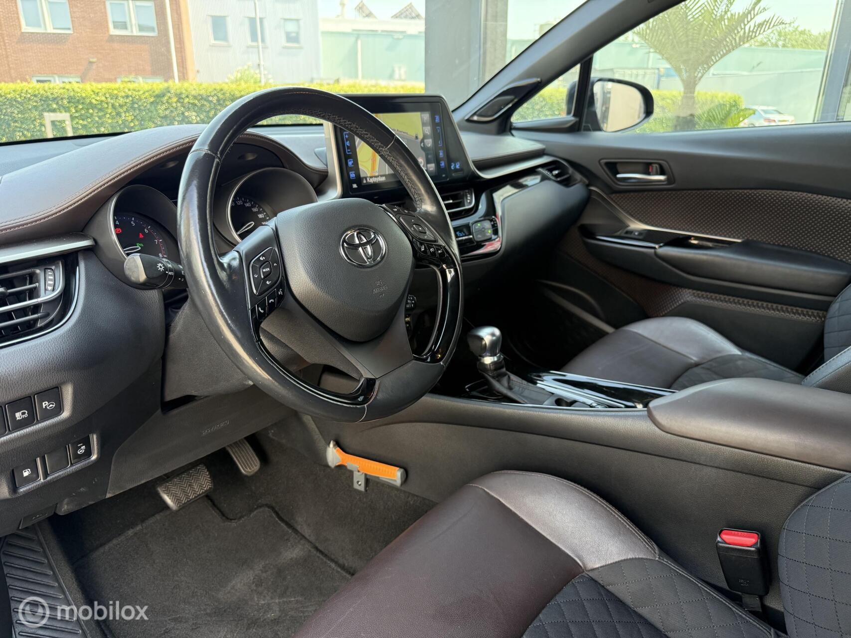 Foto van Toyota Toyota C-hr