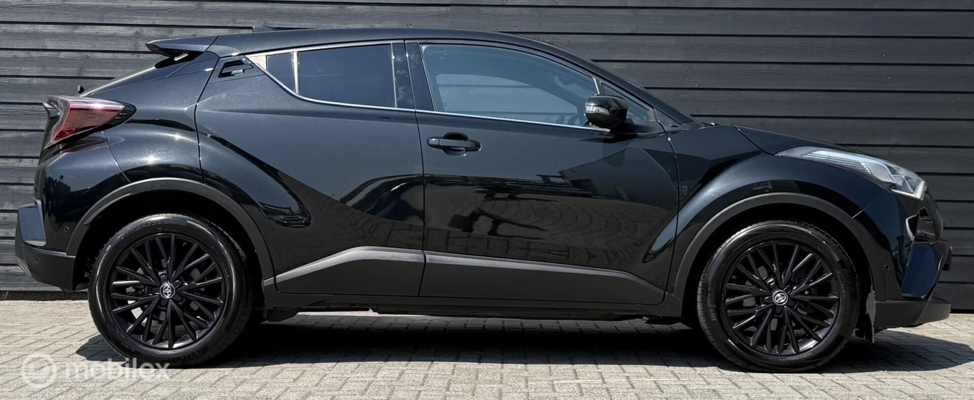 Foto van Toyota Toyota C-hr
