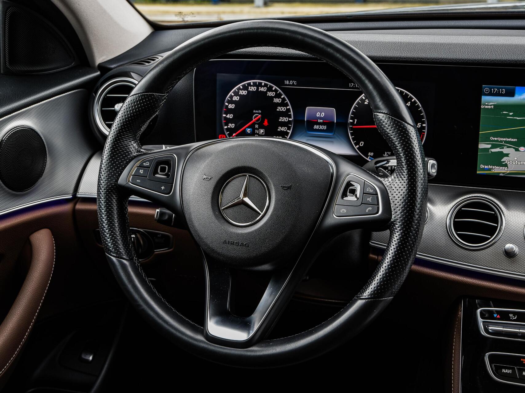 Foto van Mercedes-Benz E 200 D