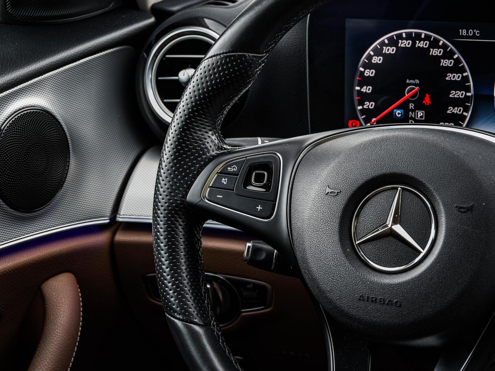 Foto van Mercedes-Benz E 200 D