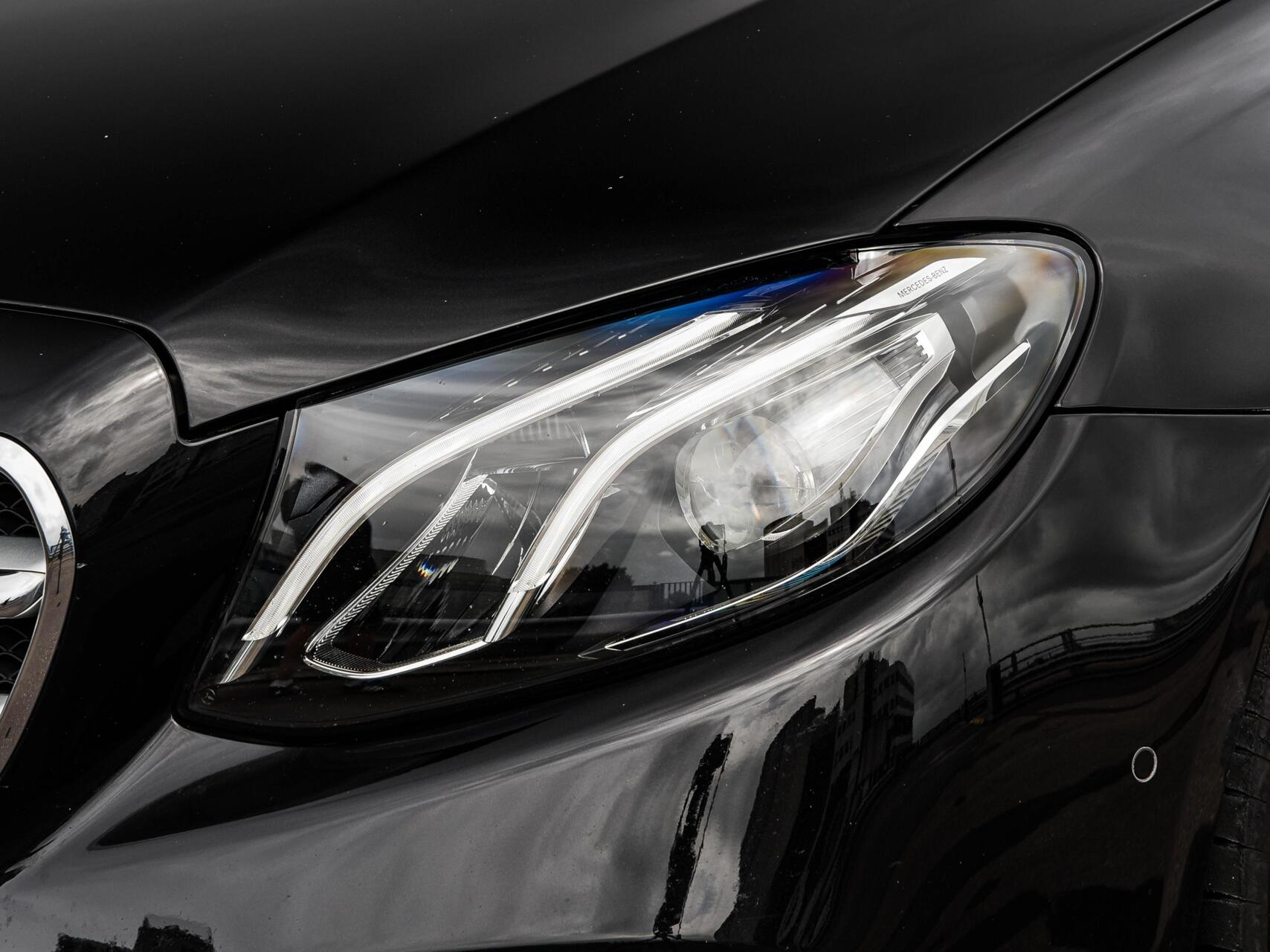 Foto van Mercedes-Benz E 200 D