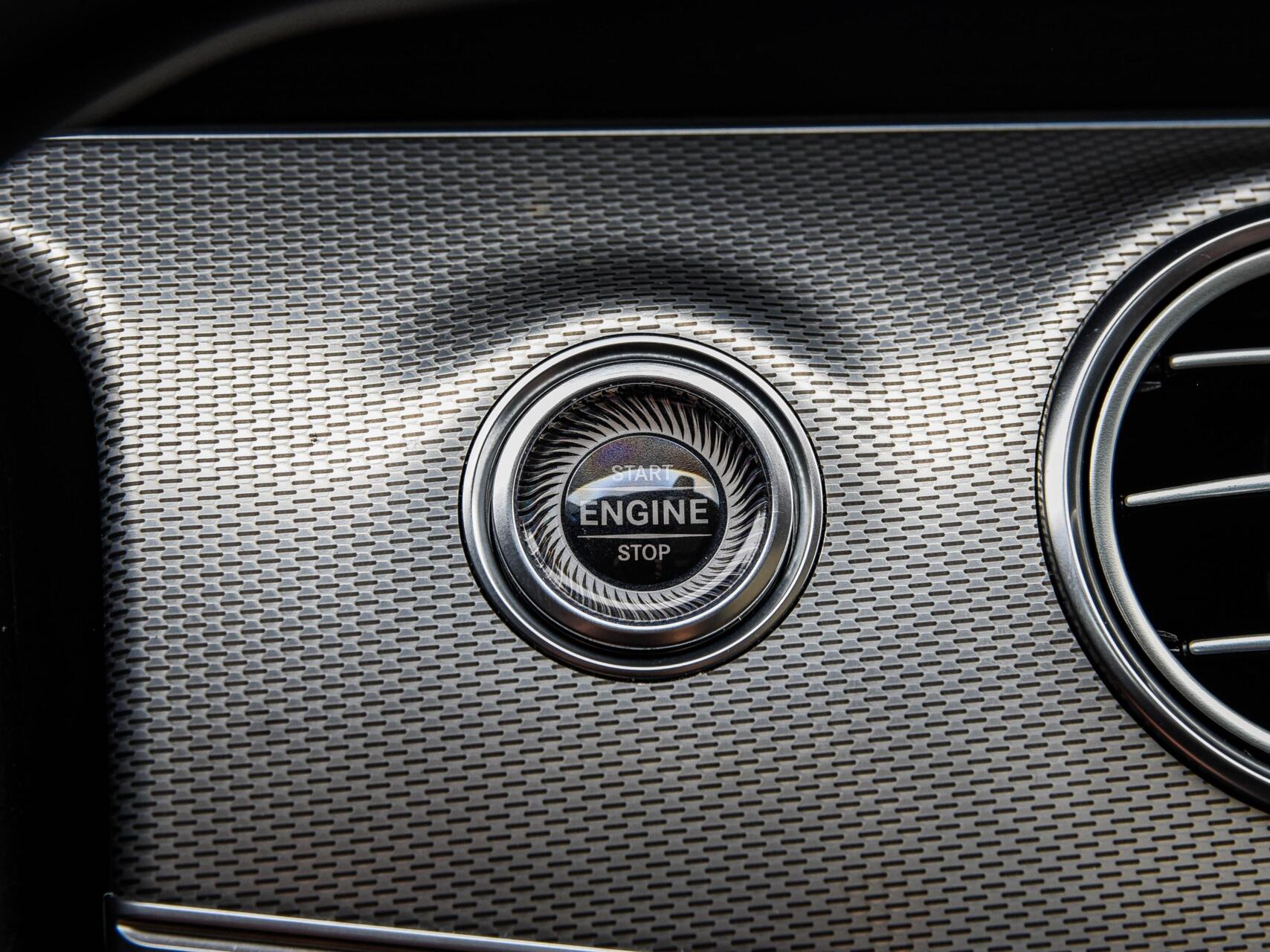 Foto van Mercedes-Benz E 200 D