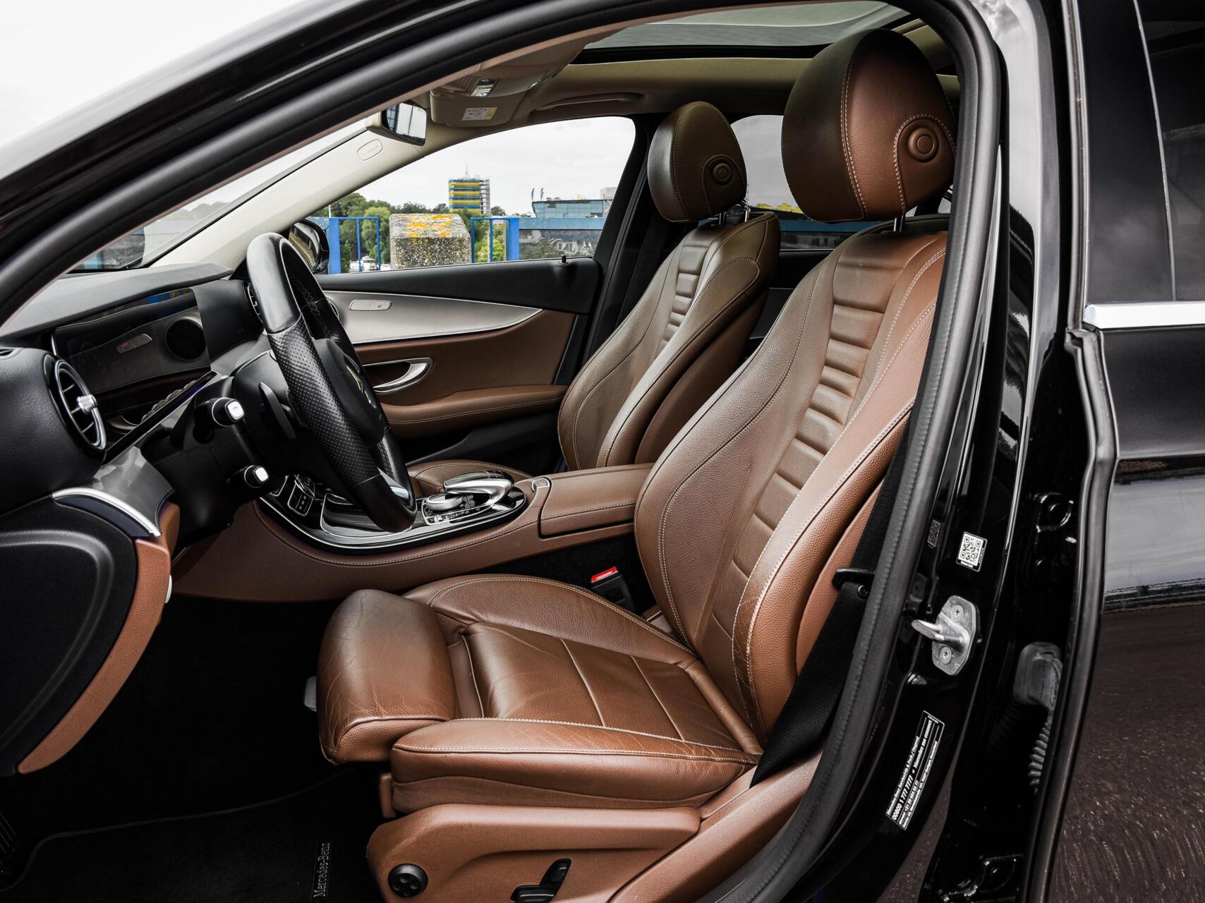 Foto van Mercedes-Benz E 200 D