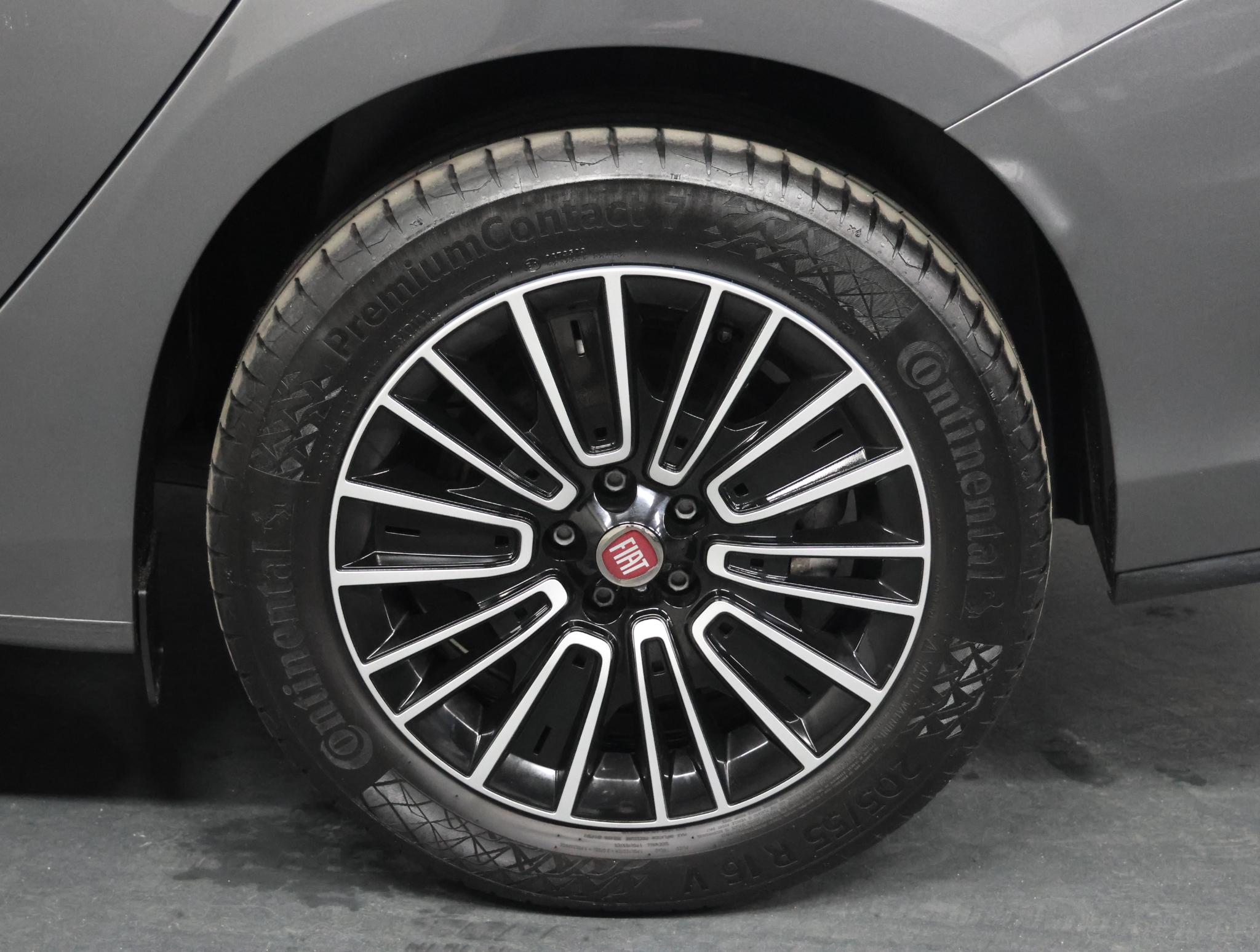 Foto van Fiat Tipo