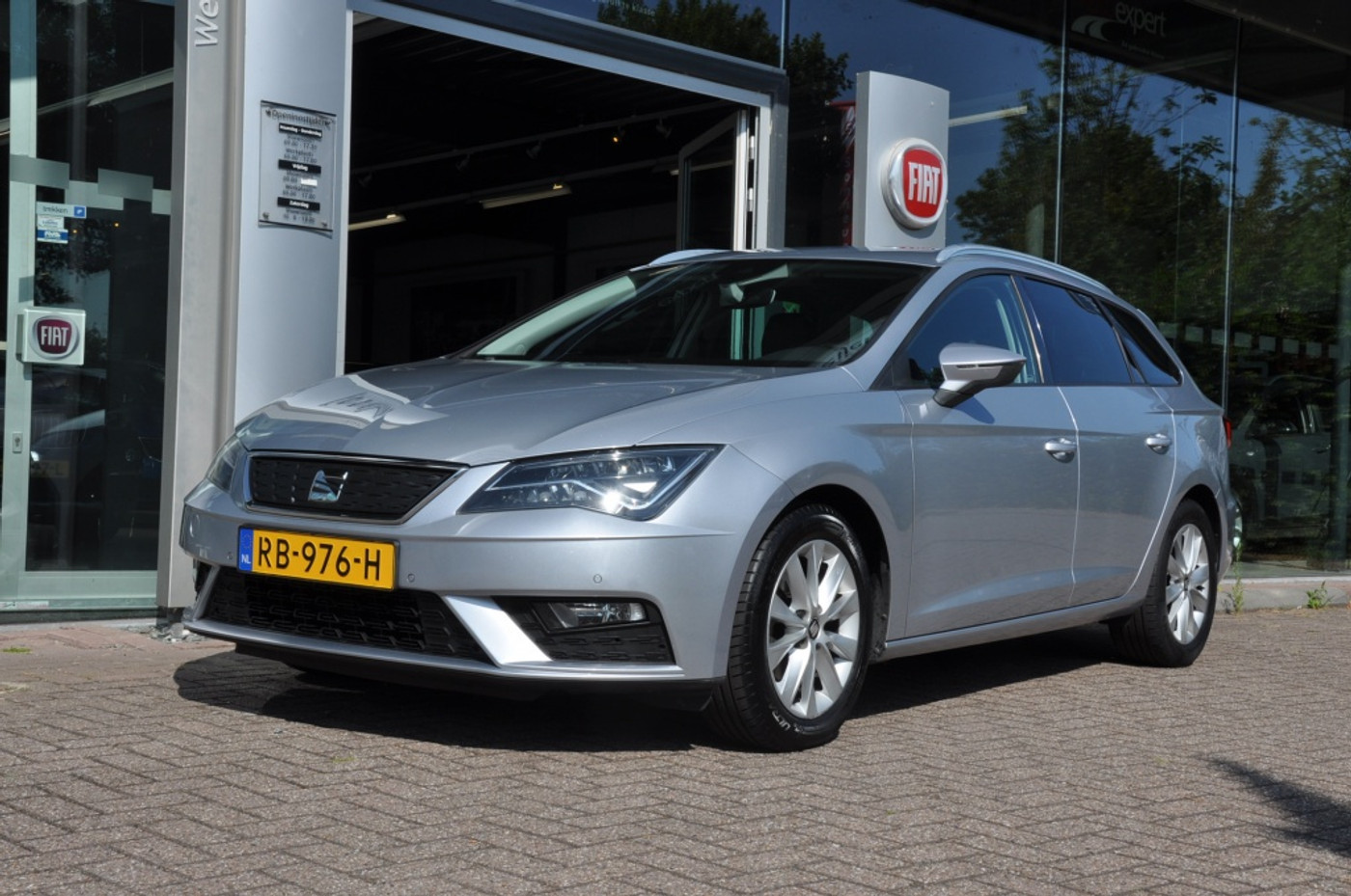 Seat Leon ST 1.0 EcoTSI Style Business Intense 2017 - voorkant