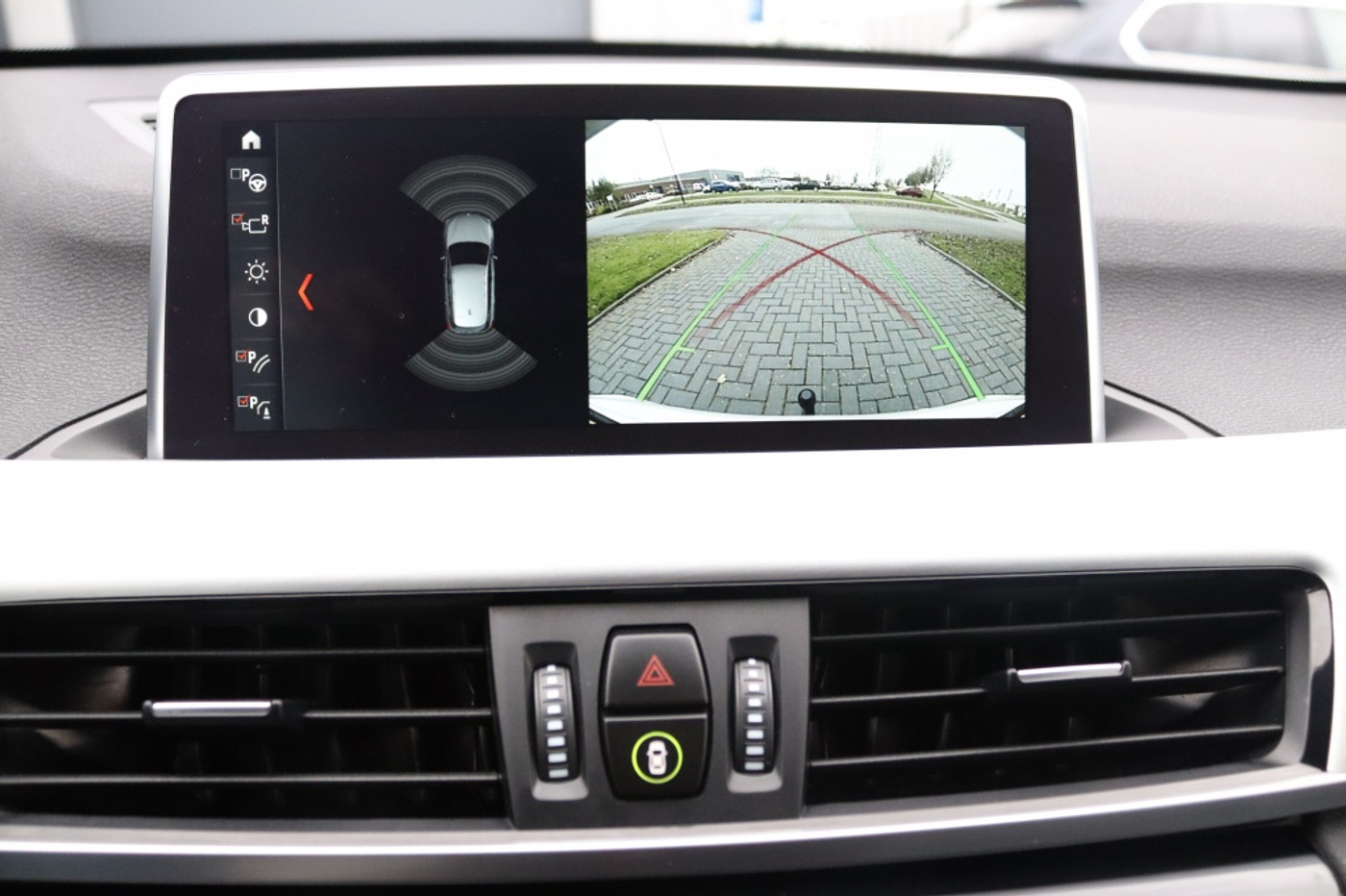 Foto van BMW X1 Sdrive20i