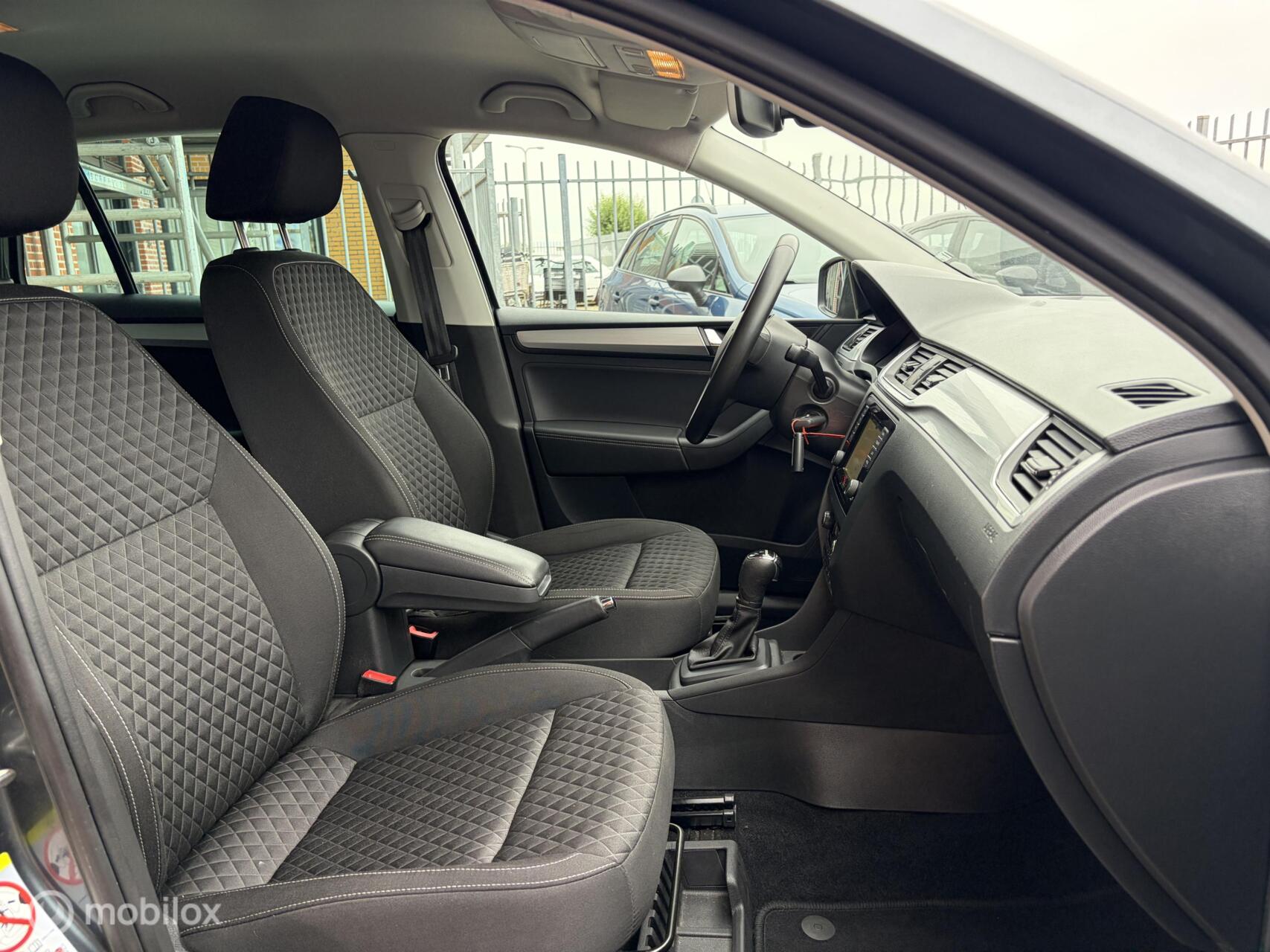 Foto van Skoda Rapid