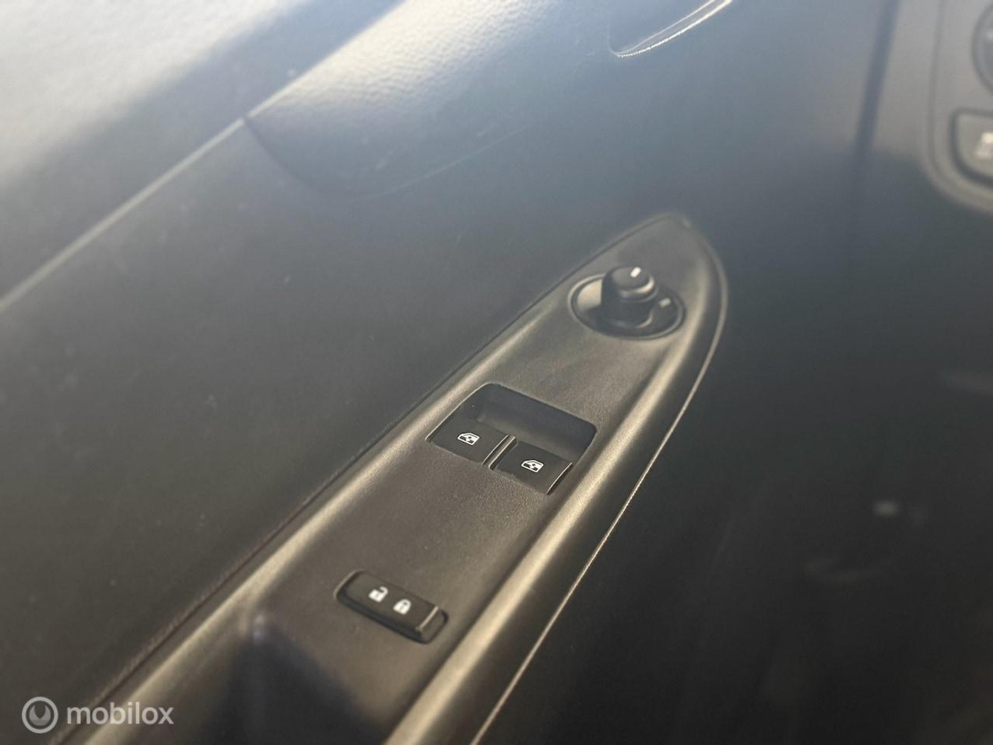 Foto van Opel Karl / Viva