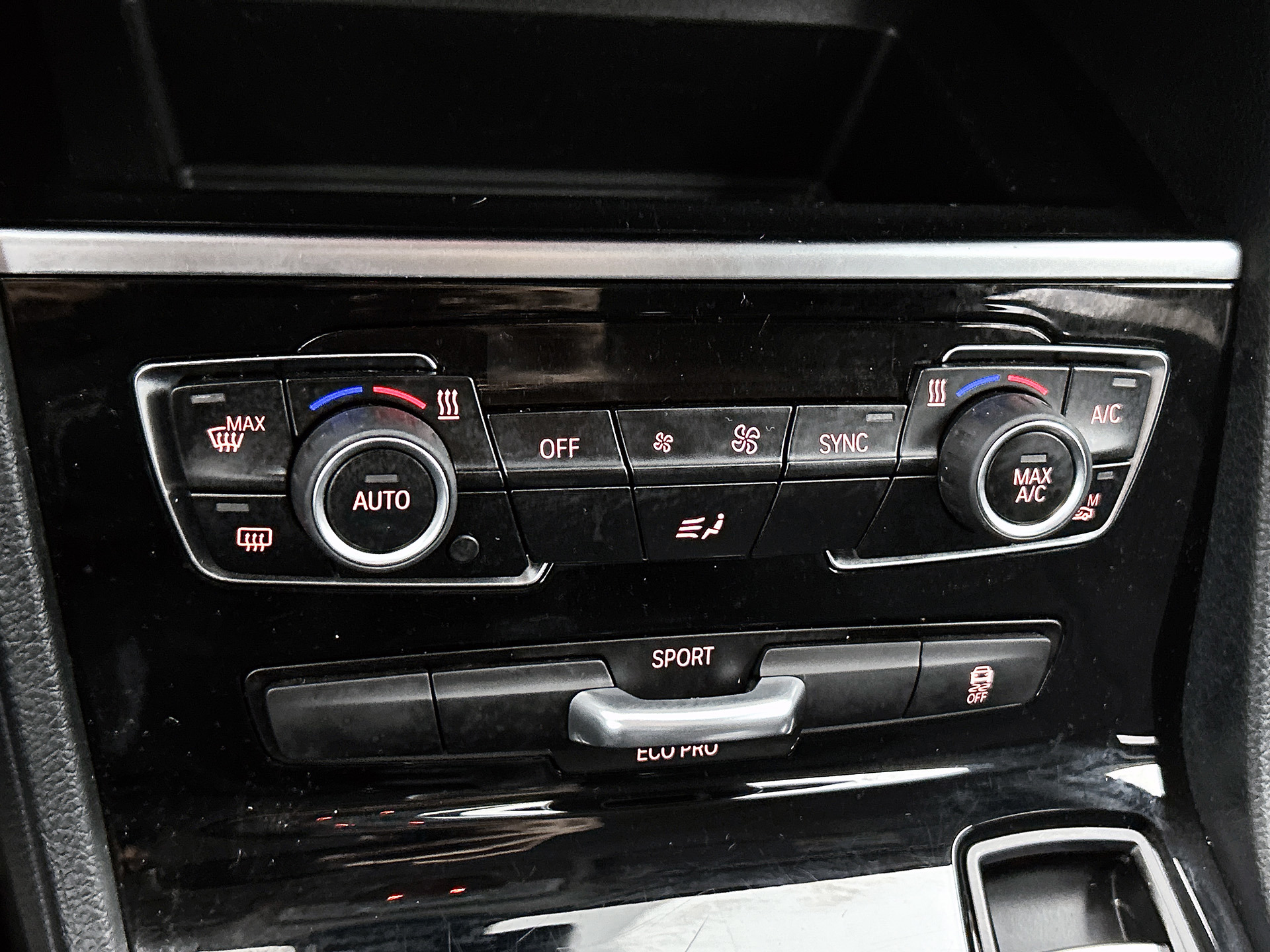Foto van BMW 216i Active Tourer