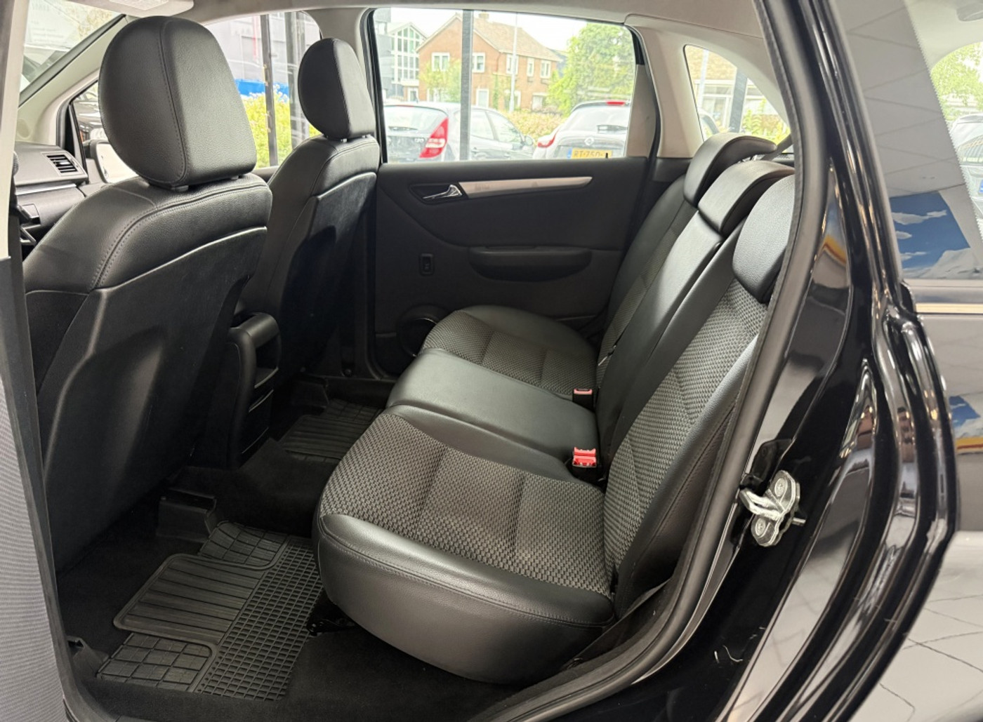 Foto van Mercedes-Benz B 160