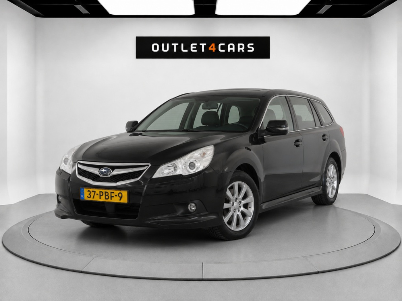 Subaru Legacy 2.0i Luxury 2011 - voorkant