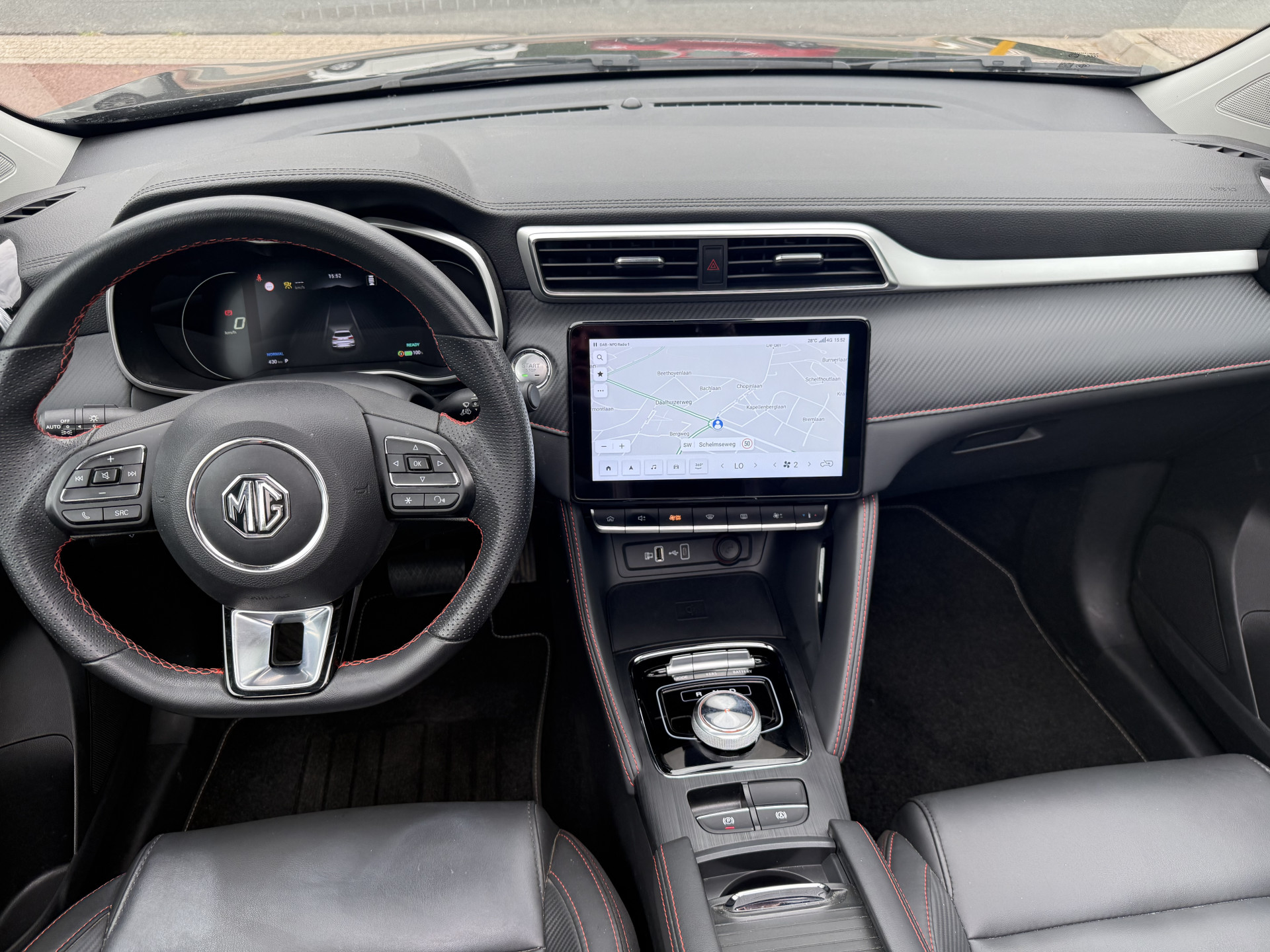 Foto van MG MG ZS Ev