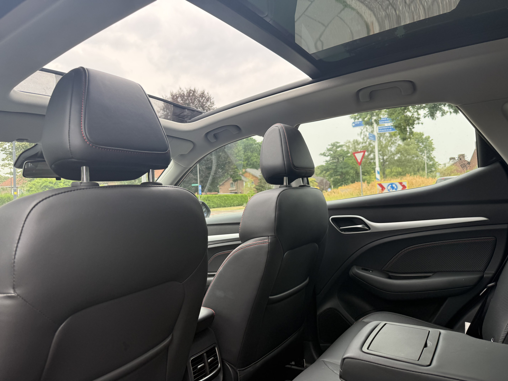 Foto van MG MG ZS Ev