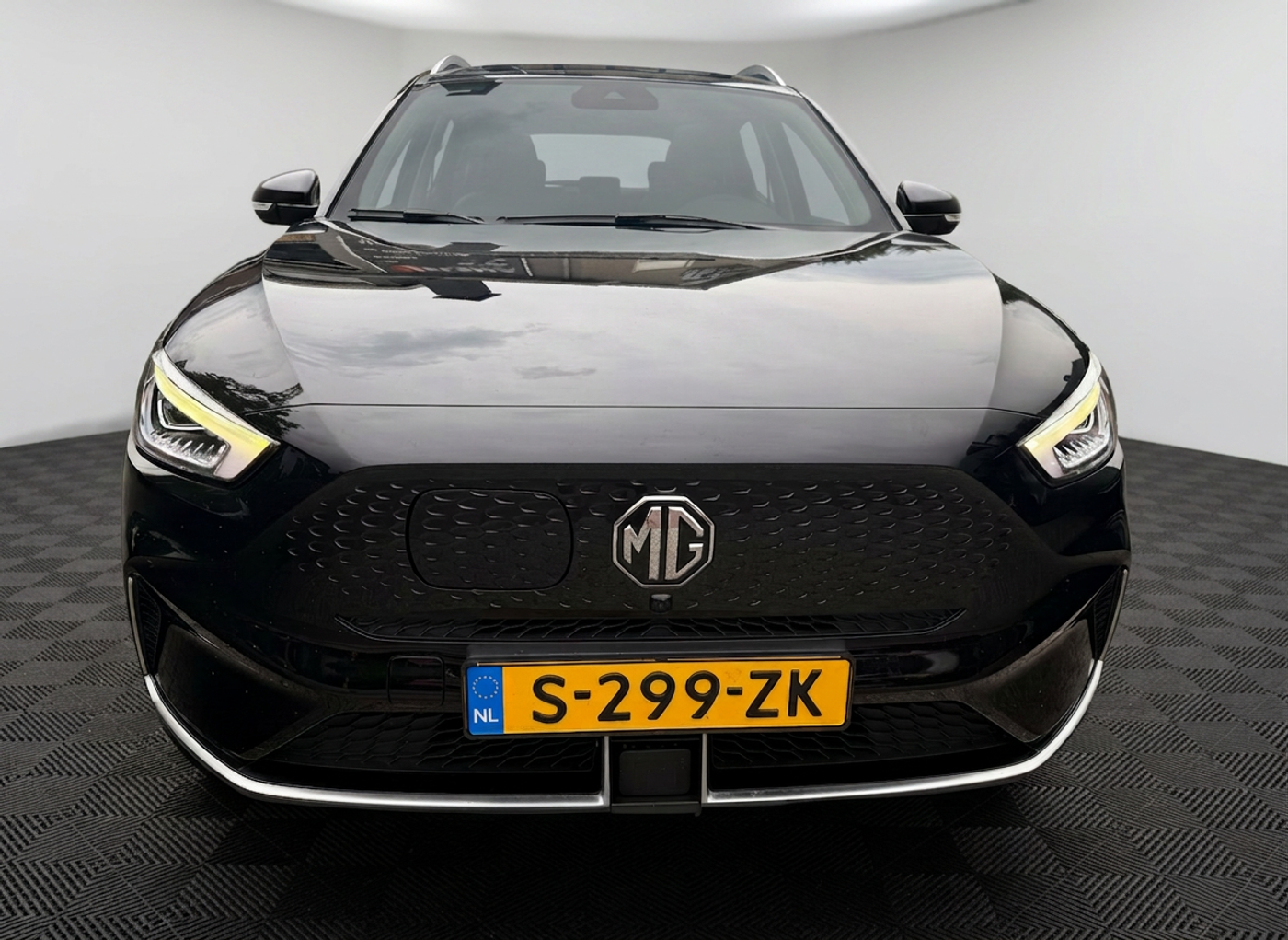 Foto van MG MG ZS Ev