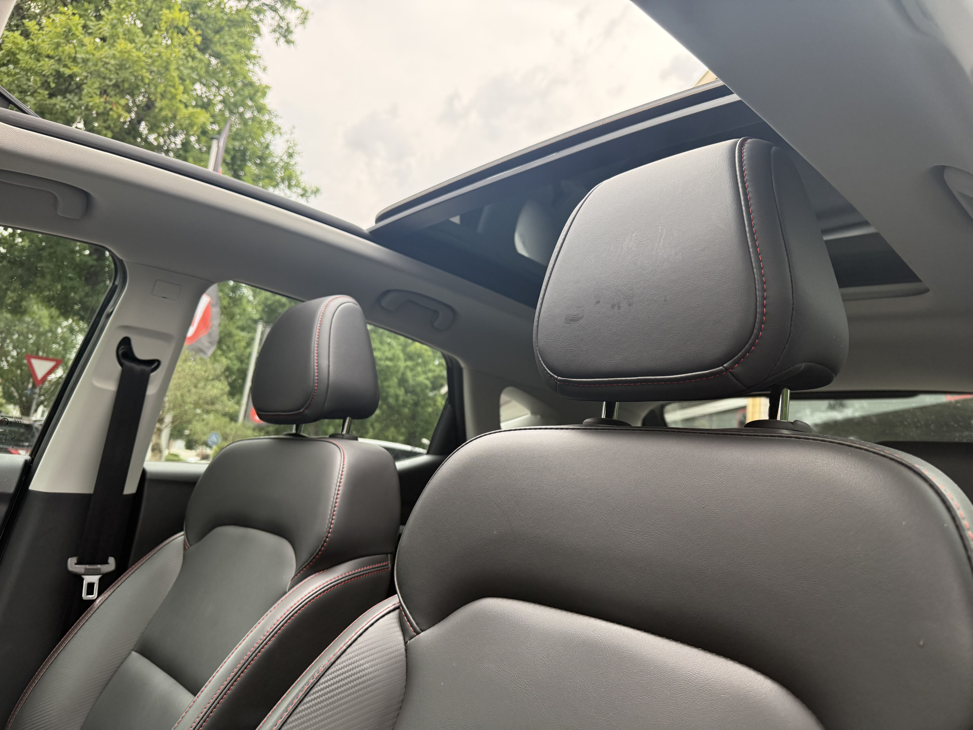 Foto van MG MG ZS Ev