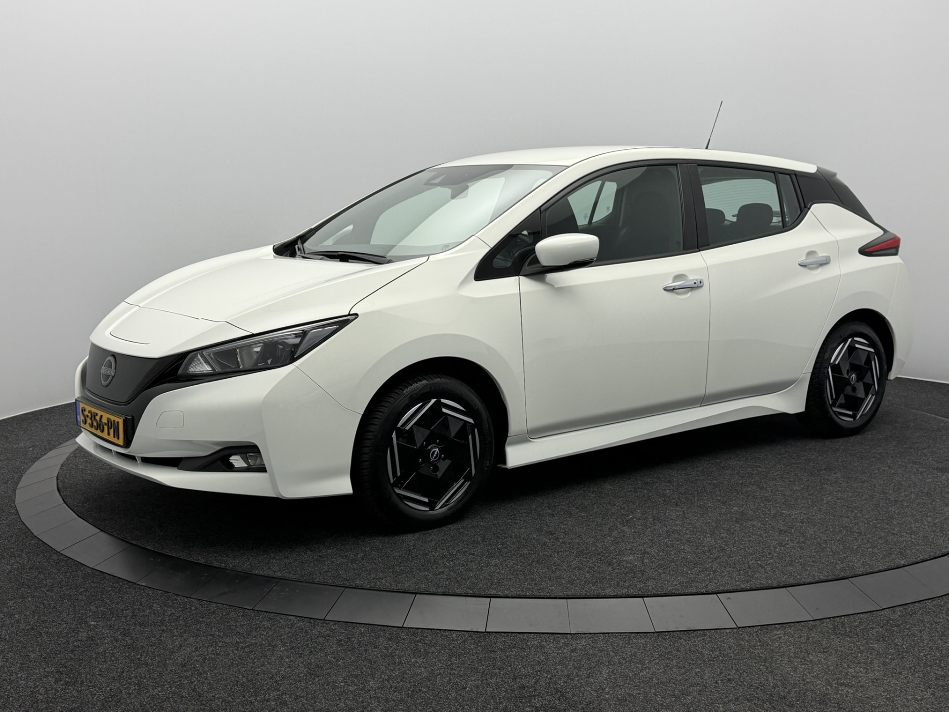 Foto van Nissan Leaf