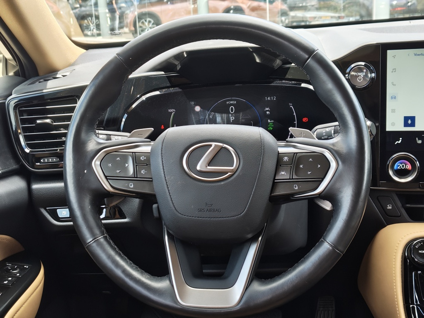 Foto van Lexus Lexus Nx450h+