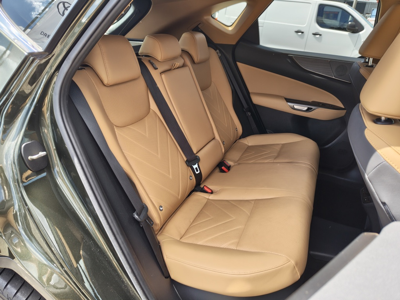 Foto van Lexus Lexus Nx450h+