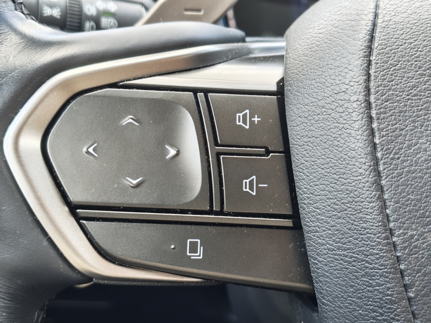 Foto van Lexus Lexus Nx450h+