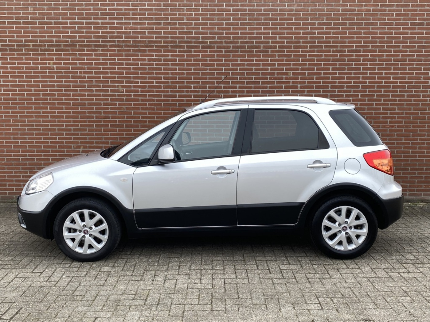 Foto van Fiat Fiat Sedici
