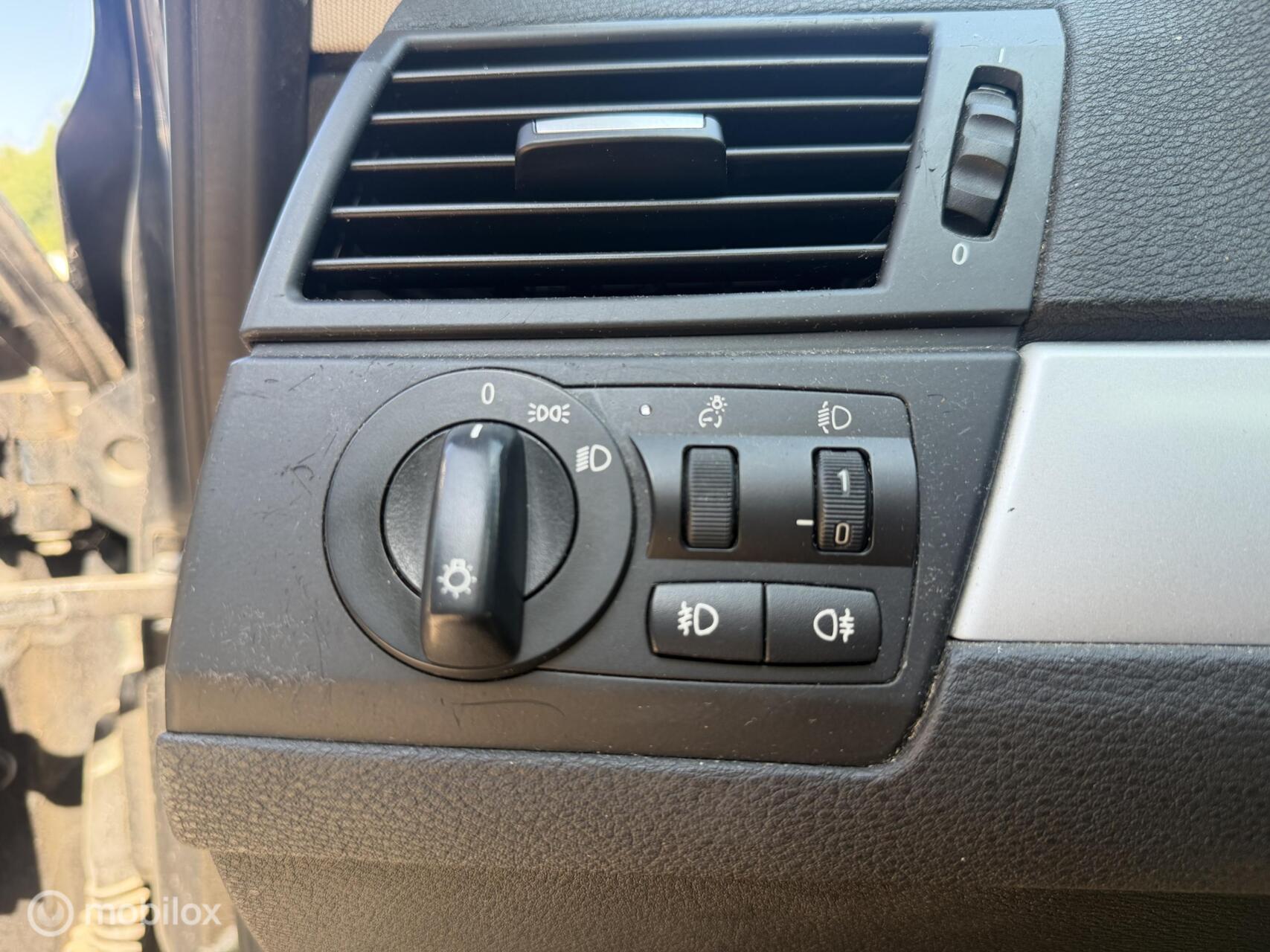 Foto van BMW X3 2.0i