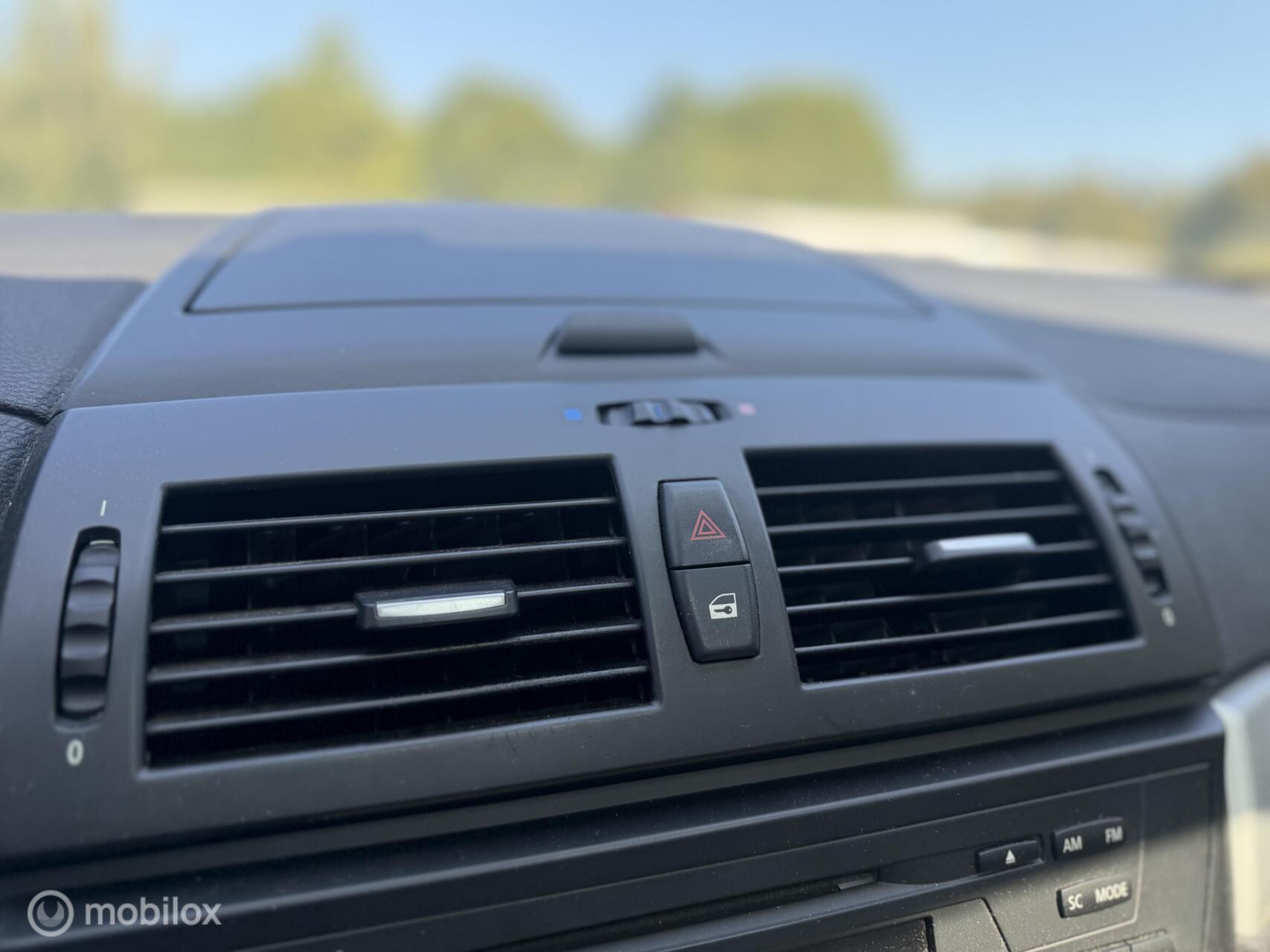 Foto van BMW X3 2.0i