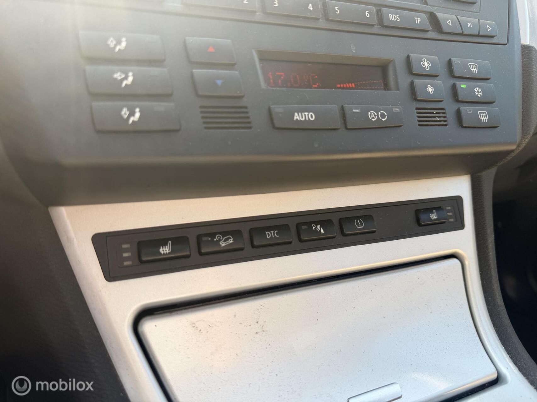 Foto van BMW X3 2.0i