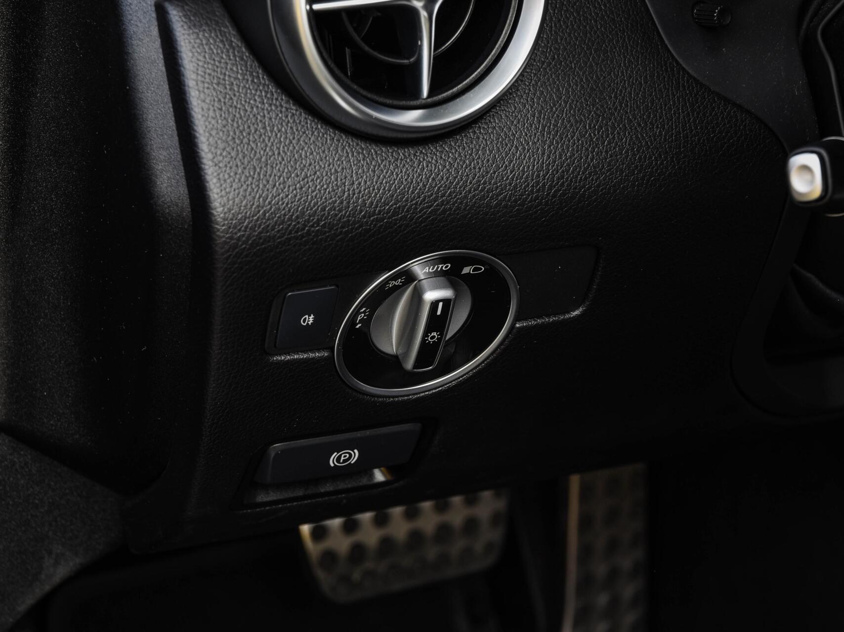 Foto van Mercedes-Benz SLC