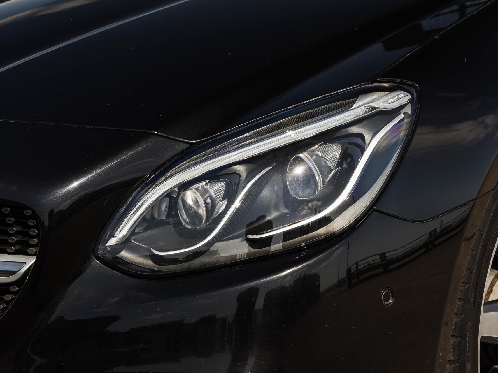 Foto van Mercedes-Benz SLC