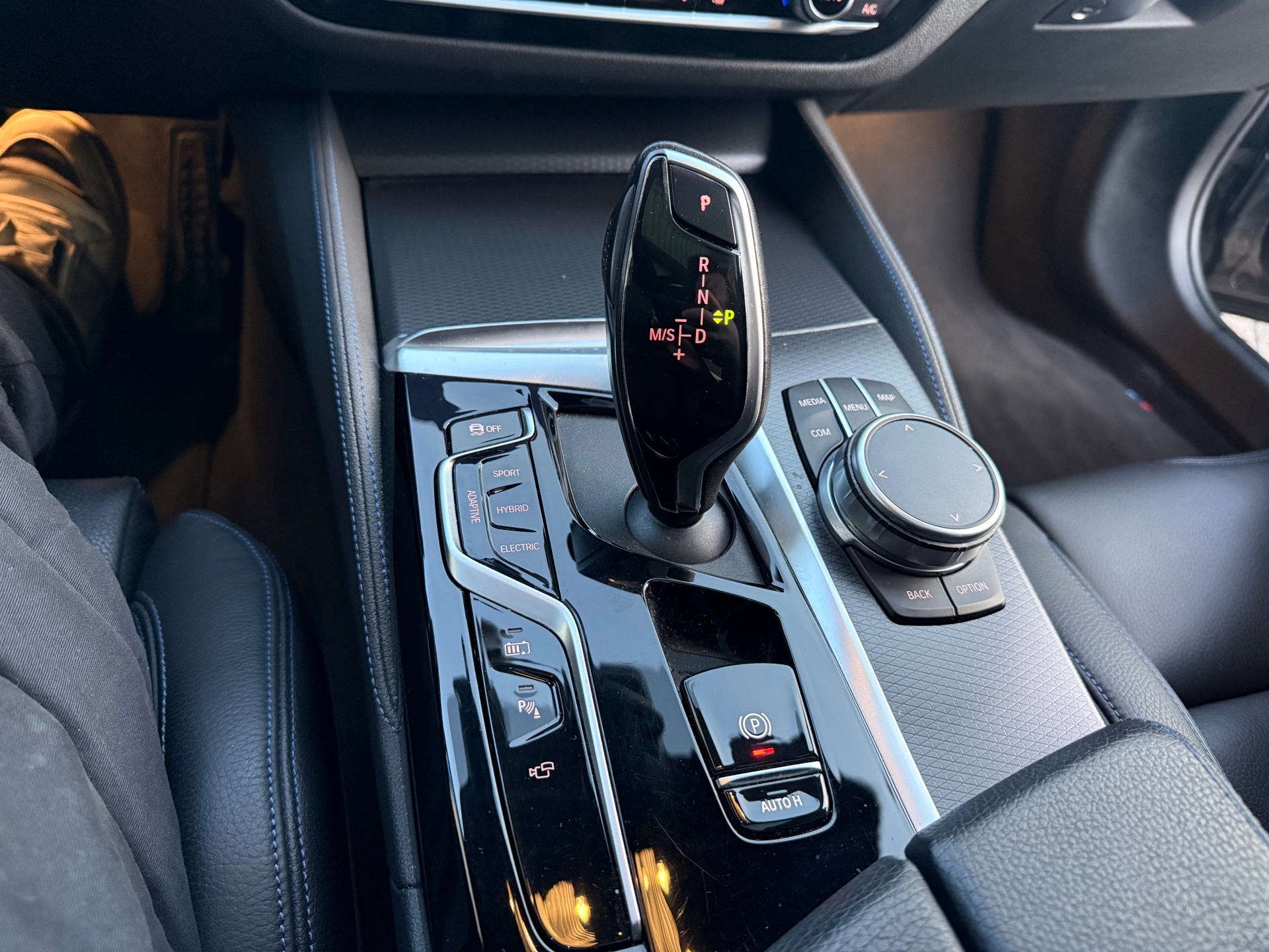 Foto van BMW 545e xDrive