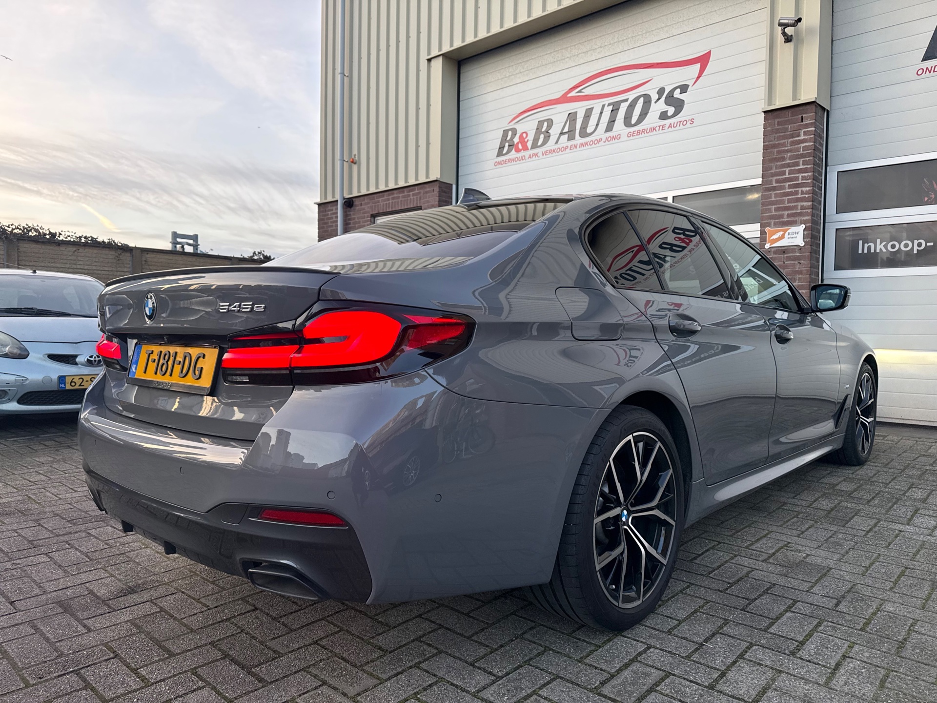 Foto van BMW 545e xDrive