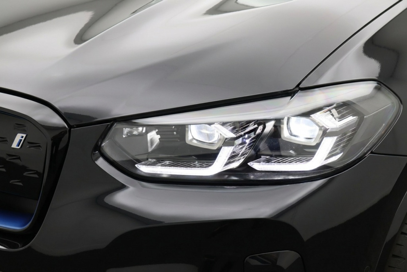 Foto van BMW Ix3