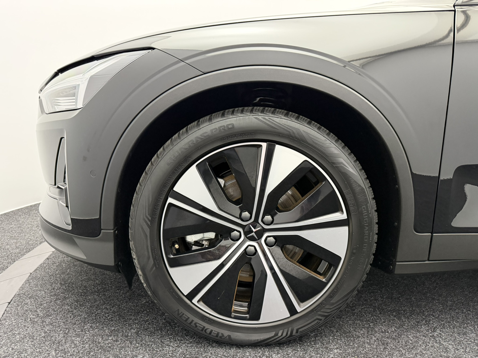 Foto van Polestar Polestar 2