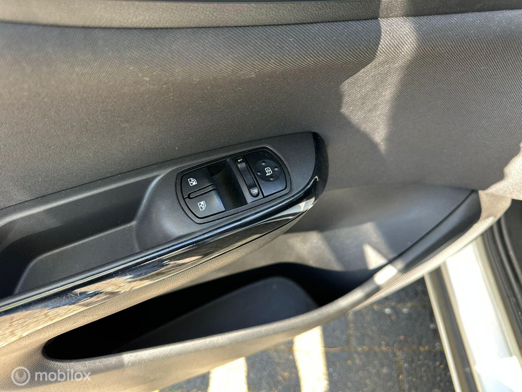 Foto van Opel Corsa-e