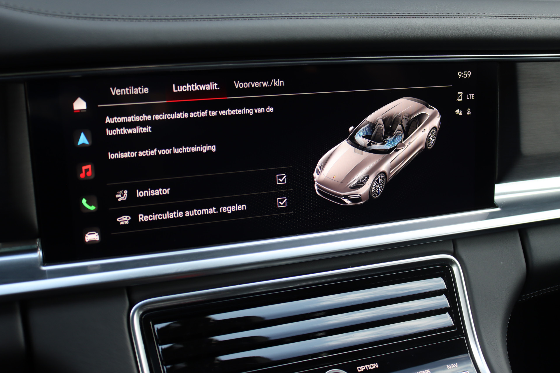 Foto van Porsche Panamera Turbo S E-hybrid