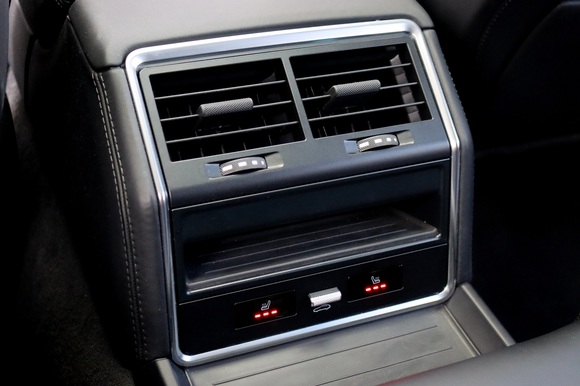 Foto van Porsche Panamera Turbo S E-hybrid