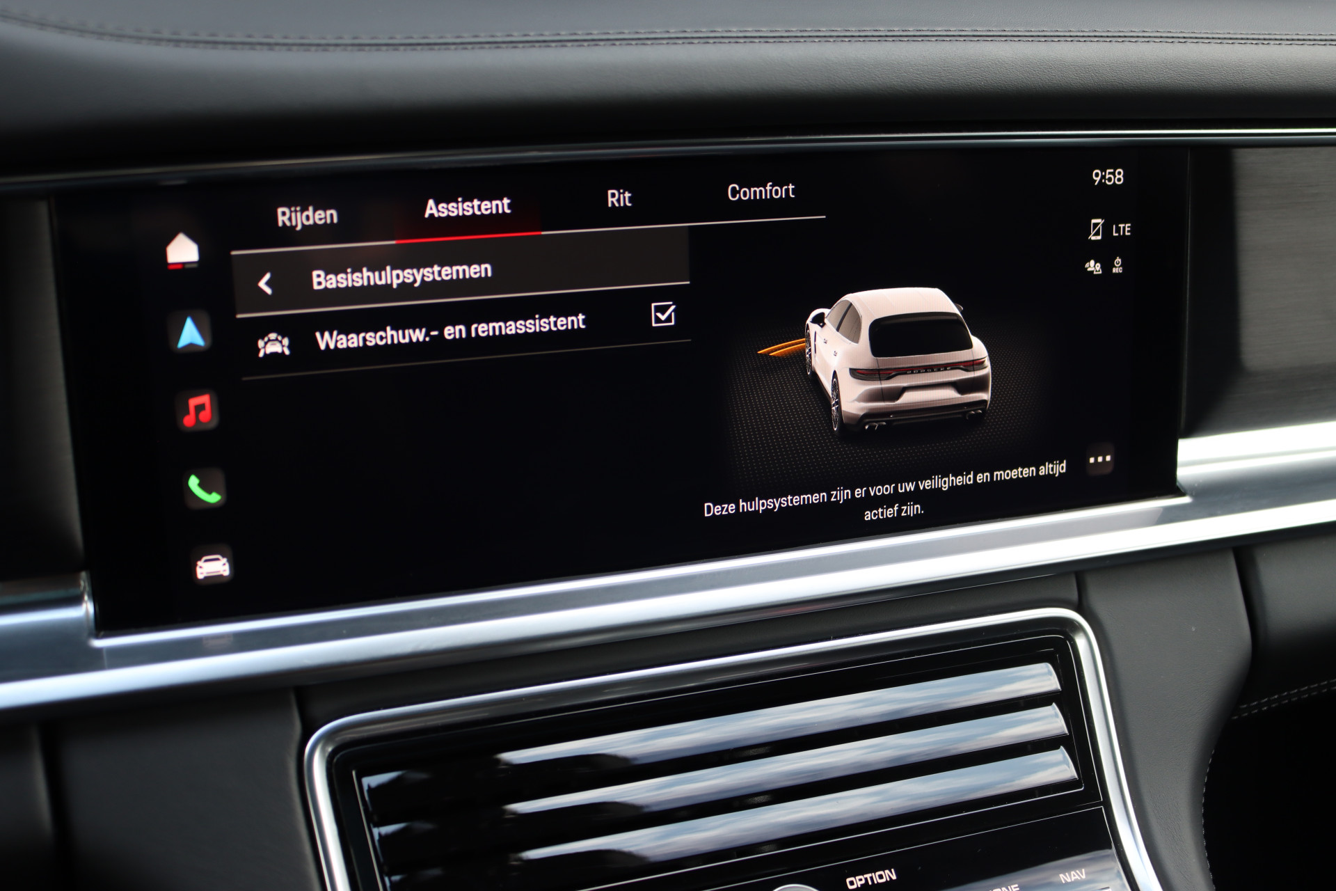 Foto van Porsche Panamera Turbo S E-hybrid