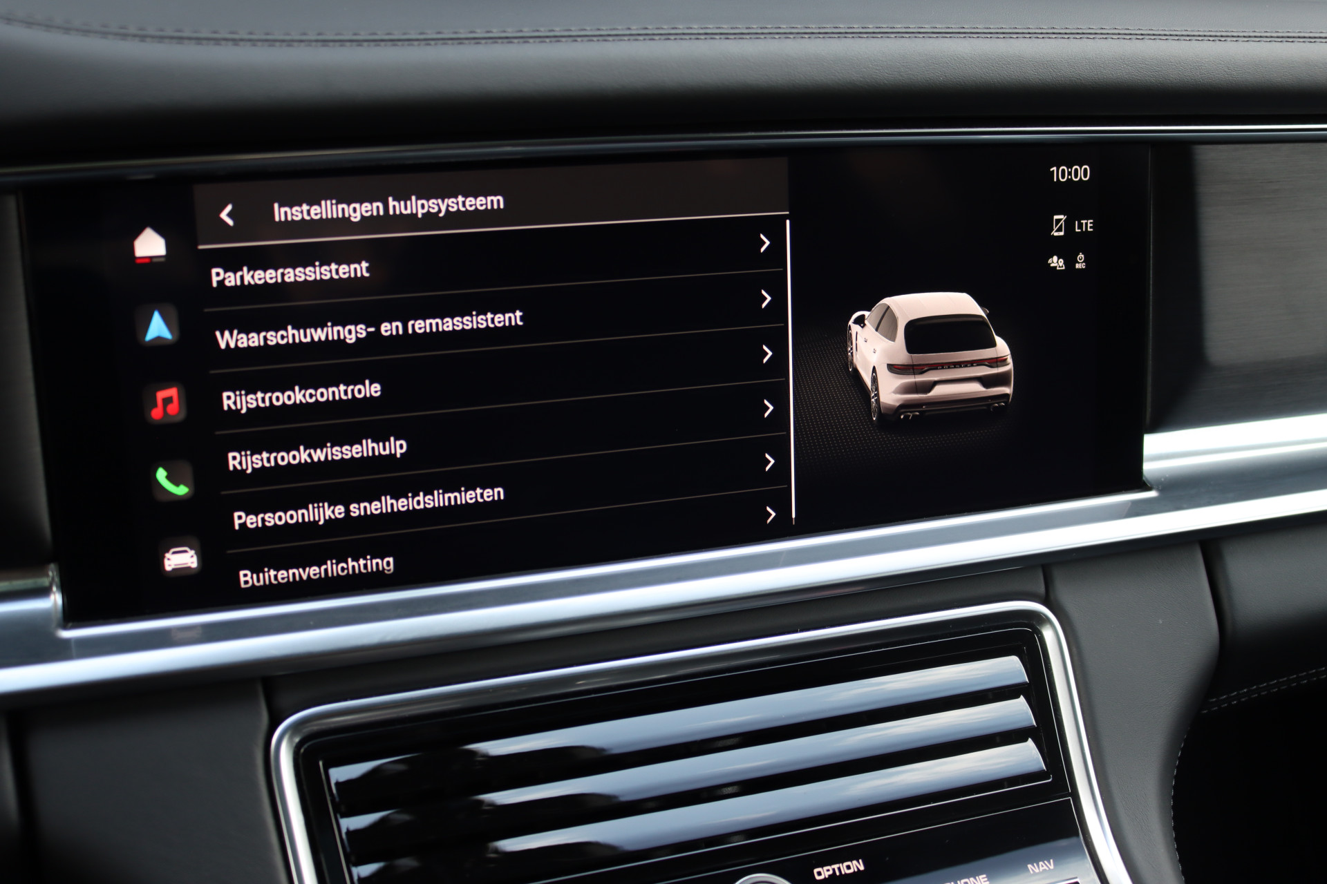Foto van Porsche Panamera Turbo S E-hybrid