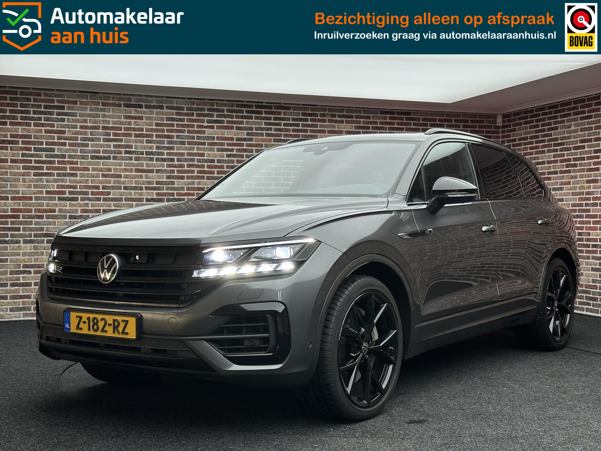 Volkswagen Touareg R 3.0 TSi 4MOTION 2021 - voorkant
