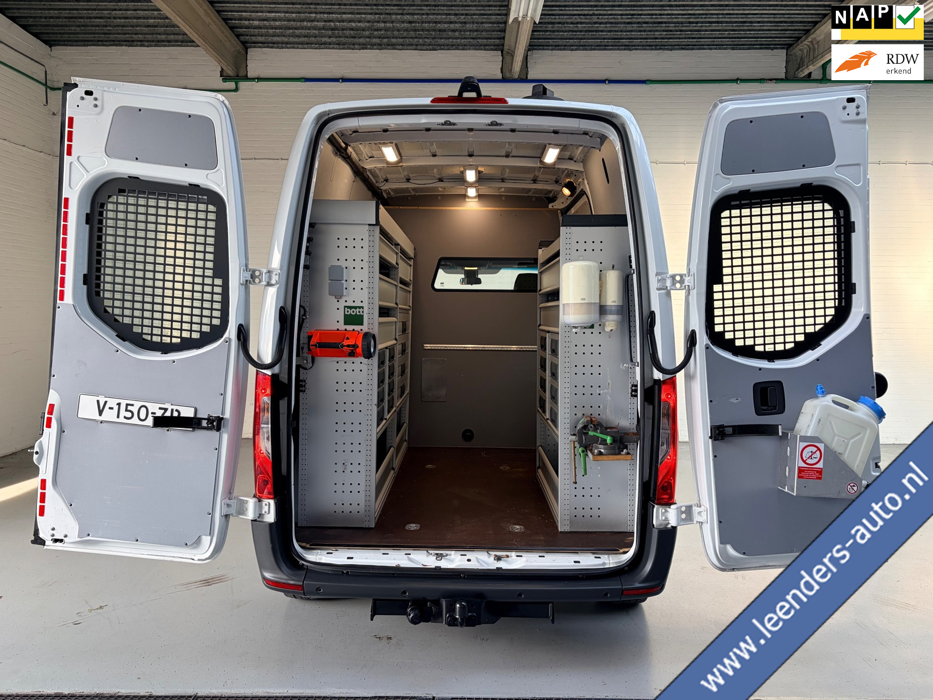 Mercedes-Benz Sprinter Automaat Servicewagen 314 2.2 CDI 140PK L1H2 euro6 BOTT, Victron V230, Standkachel Trekhaak RIJKLAARPRIJS 2019 - voorkant